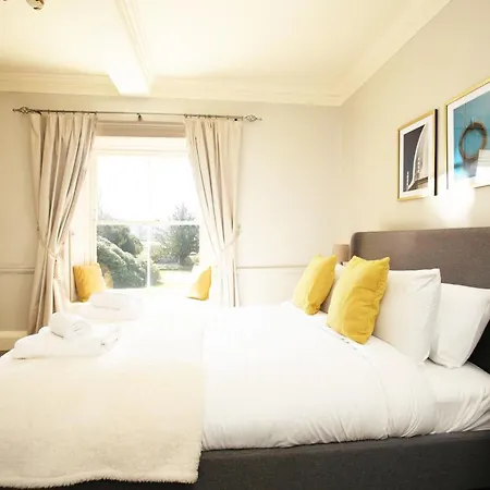 Hotel Lovelady Shield Alston