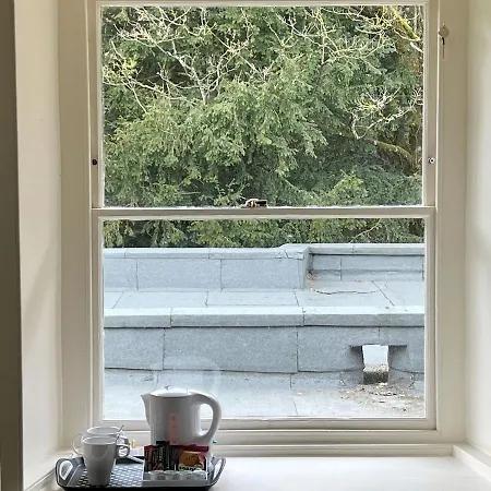 Lovelady Shield 3* Alston