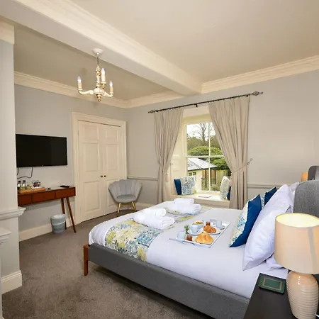 Hotell Lovelady Shield 3*