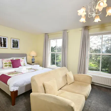 Lovelady Shield 3* Alston