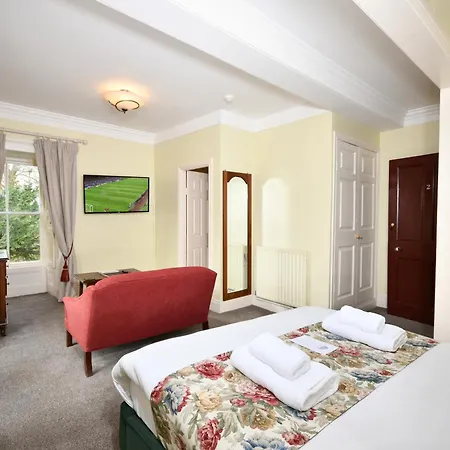 Hotel Lovelady Shield Alston