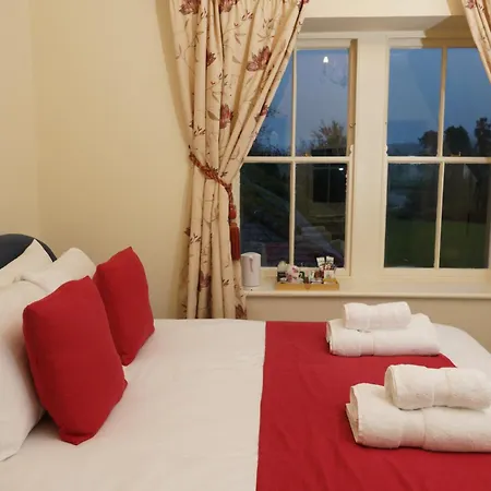 Lovelady Shield Hotel 3*