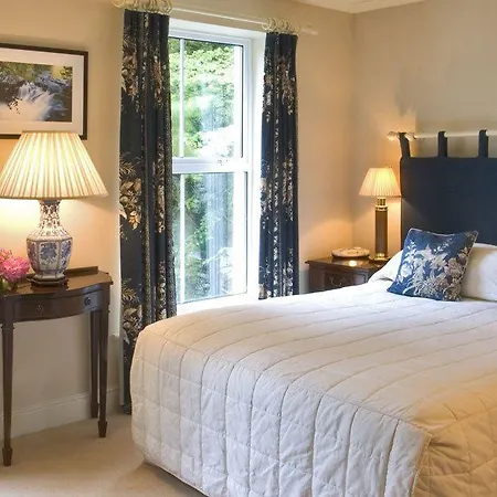 Lovelady Shield Hotel 3*