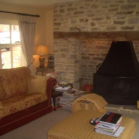 Hotel Lovelady Shield Alston