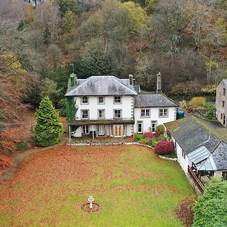 Lovelady Shield 3* Alston