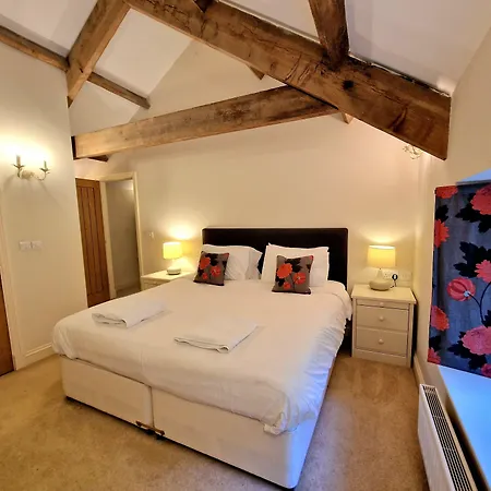 Lovelady Shield 3* Alston