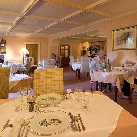 Lovelady Shield Hotell 3*