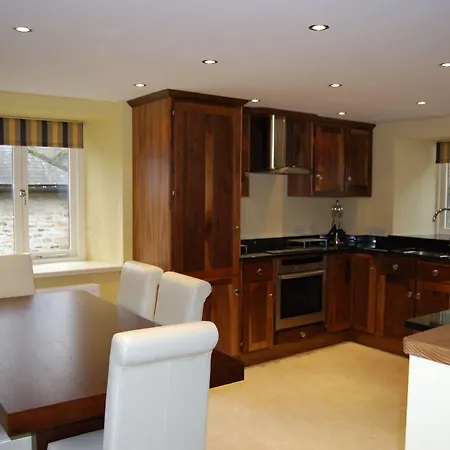 Hotel Lovelady Shield Alston