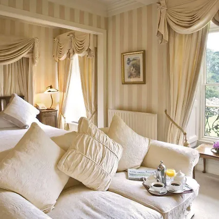 Lovelady Shield Hotel 3*